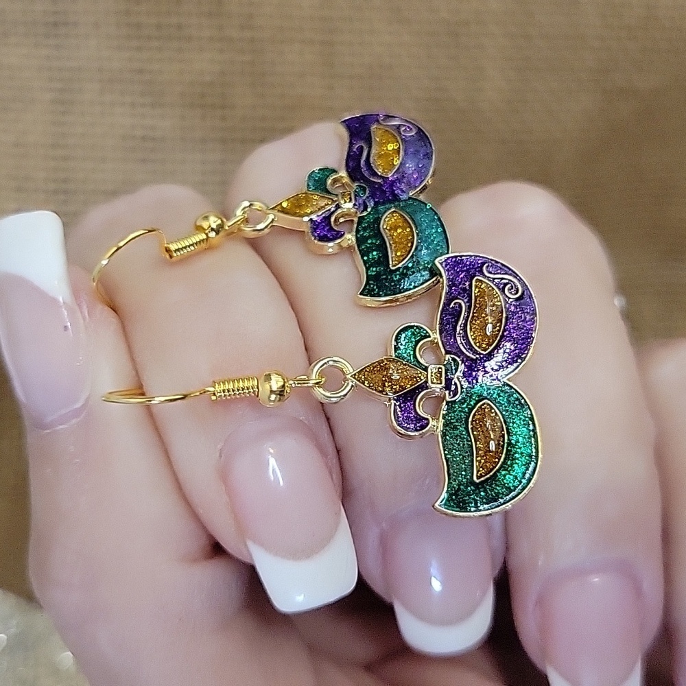 🔥LAST PAIR🔥 MARDI GRAS MASK CHARM EARRINGS
